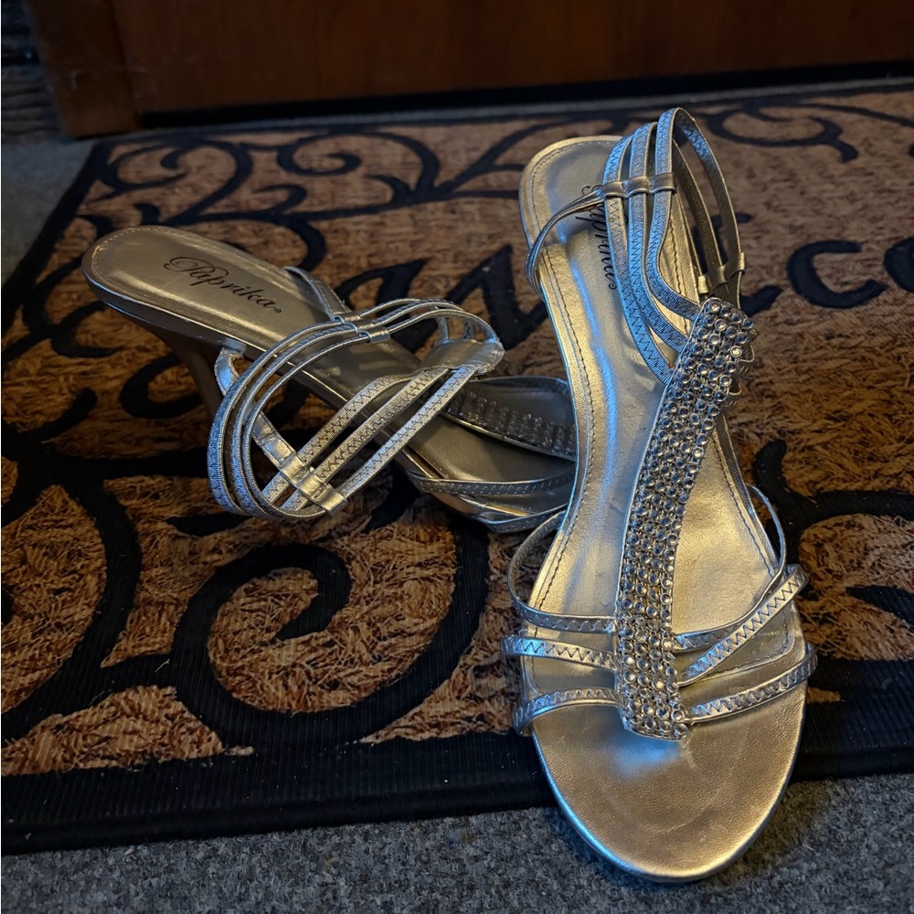 Mix No. 6 Shimmering Silver Sandals